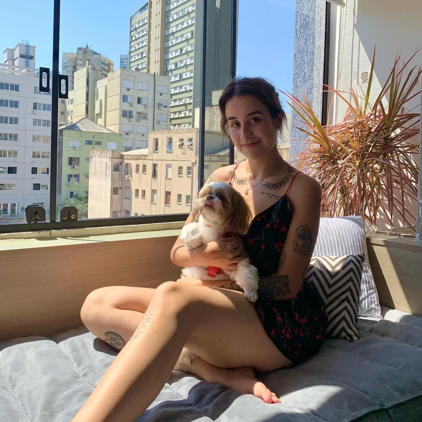 Martina Oliver safada dando boquete