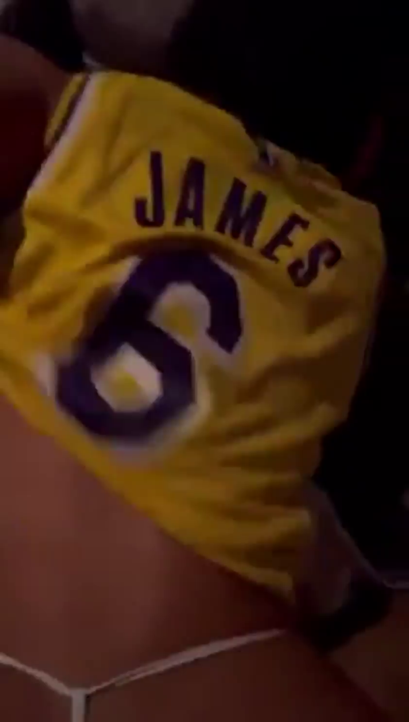 Ayarla Souza transando