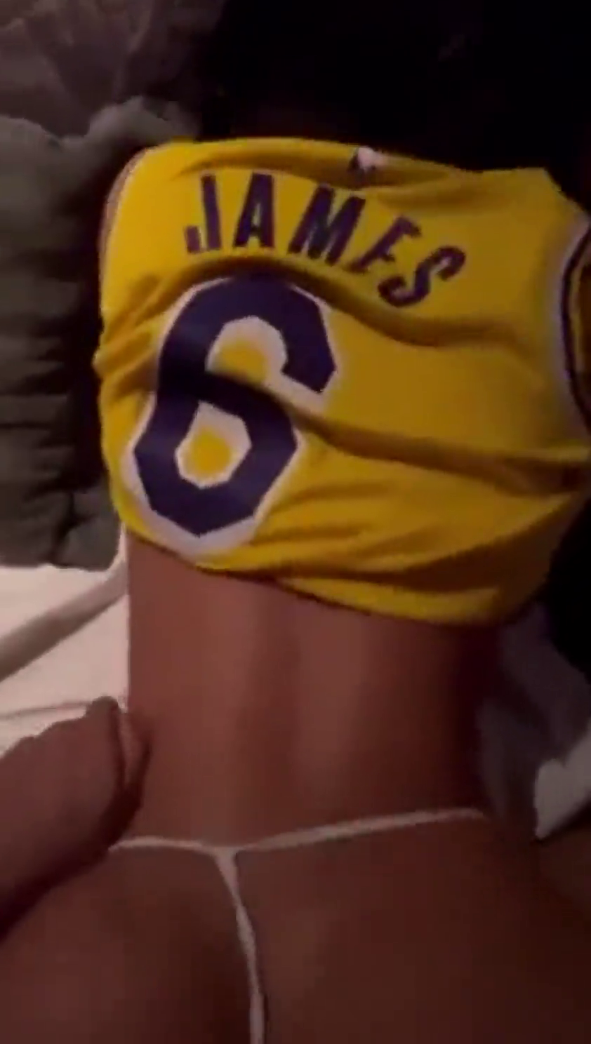 Ayarla Souza transando